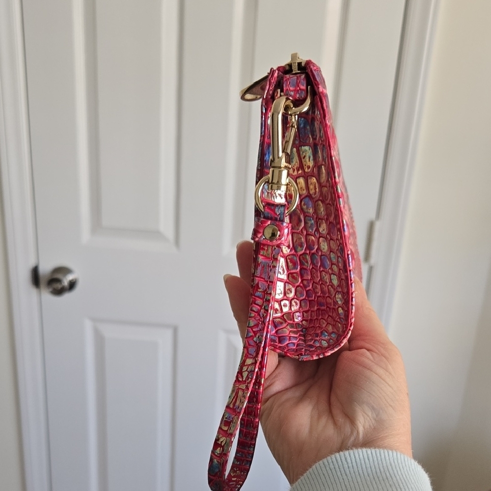 Brahmin Daisy Wristlet in Magenta Wonderland Melbourne Croc-Embossed Leather - Picture 10 of 16